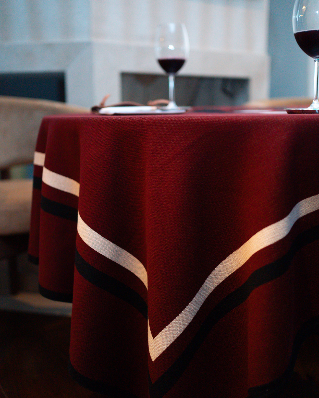 Toalha de Jogos Brave Bordô