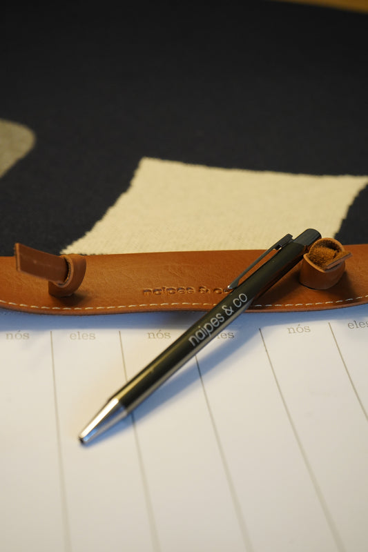 Bloco pontuação com caneta