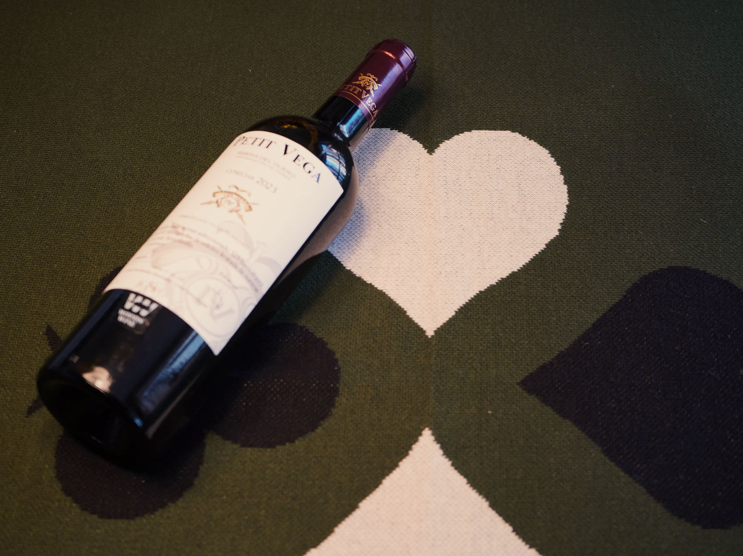 Kit Toalha de Jogos Verde Militar e Vinho Petit Vega
