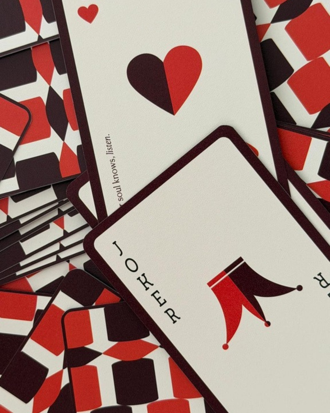 Kit Deck Match: Toalha de Jogos + Deck of Cards Collab By Gabs