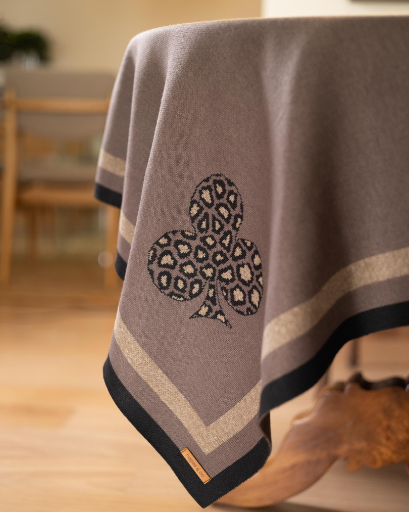 Toalha de Jogos Gift Onça Mocha