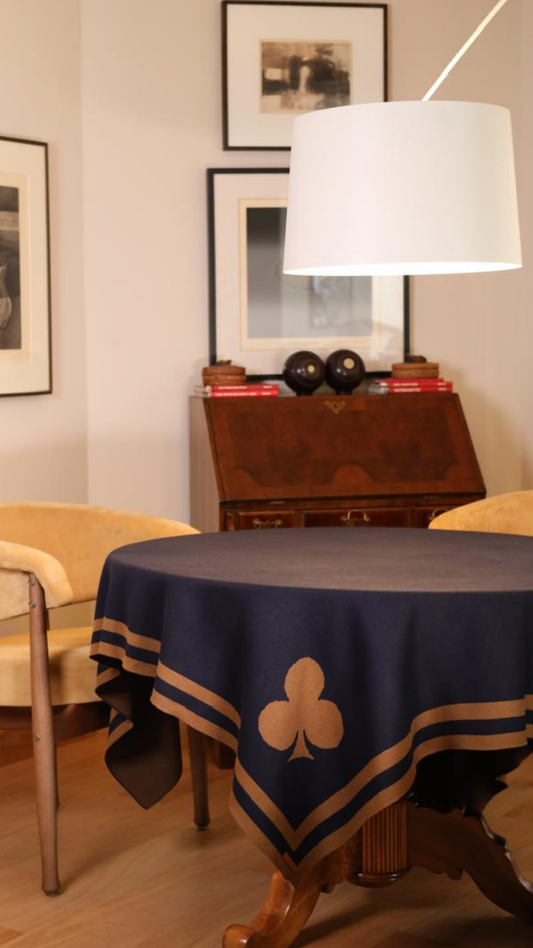 Toalha de Jogos Joy Marinho com Caramelo