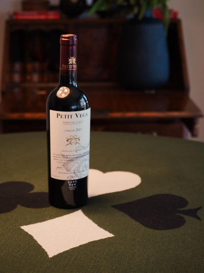 Kit Toalha de Jogos Verde Militar e Vinho Petit Vega